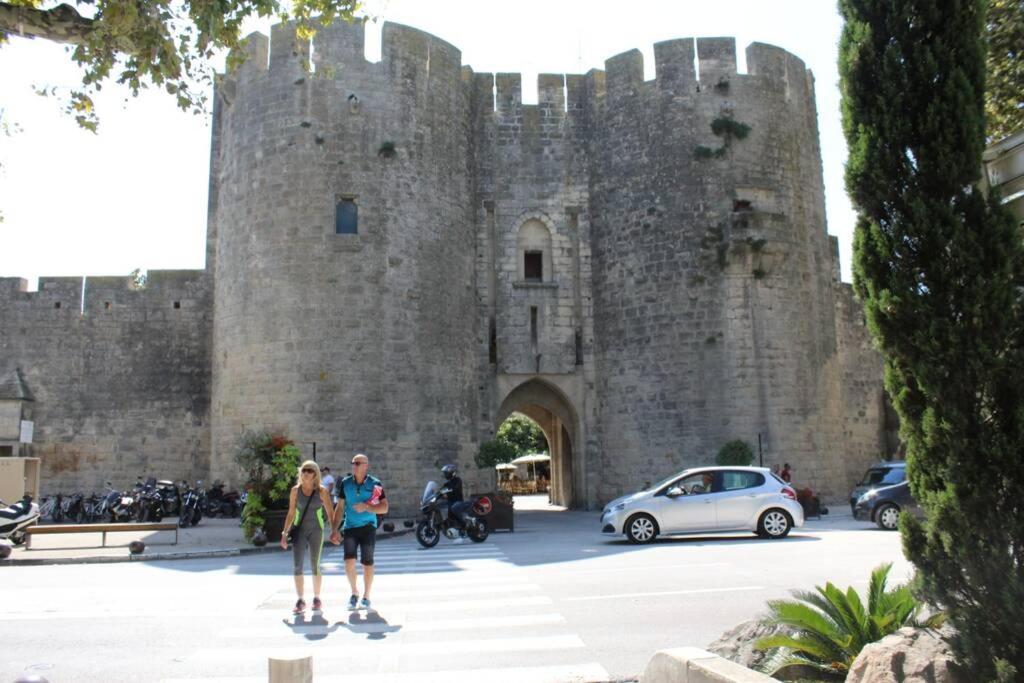 Le Mas De Lucien Entre Arles, Nimes, Avignon. Бокер Екстериор снимка
