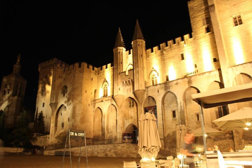 Le Mas De Lucien Entre Arles, Nimes, Avignon. Бокер Екстериор снимка
